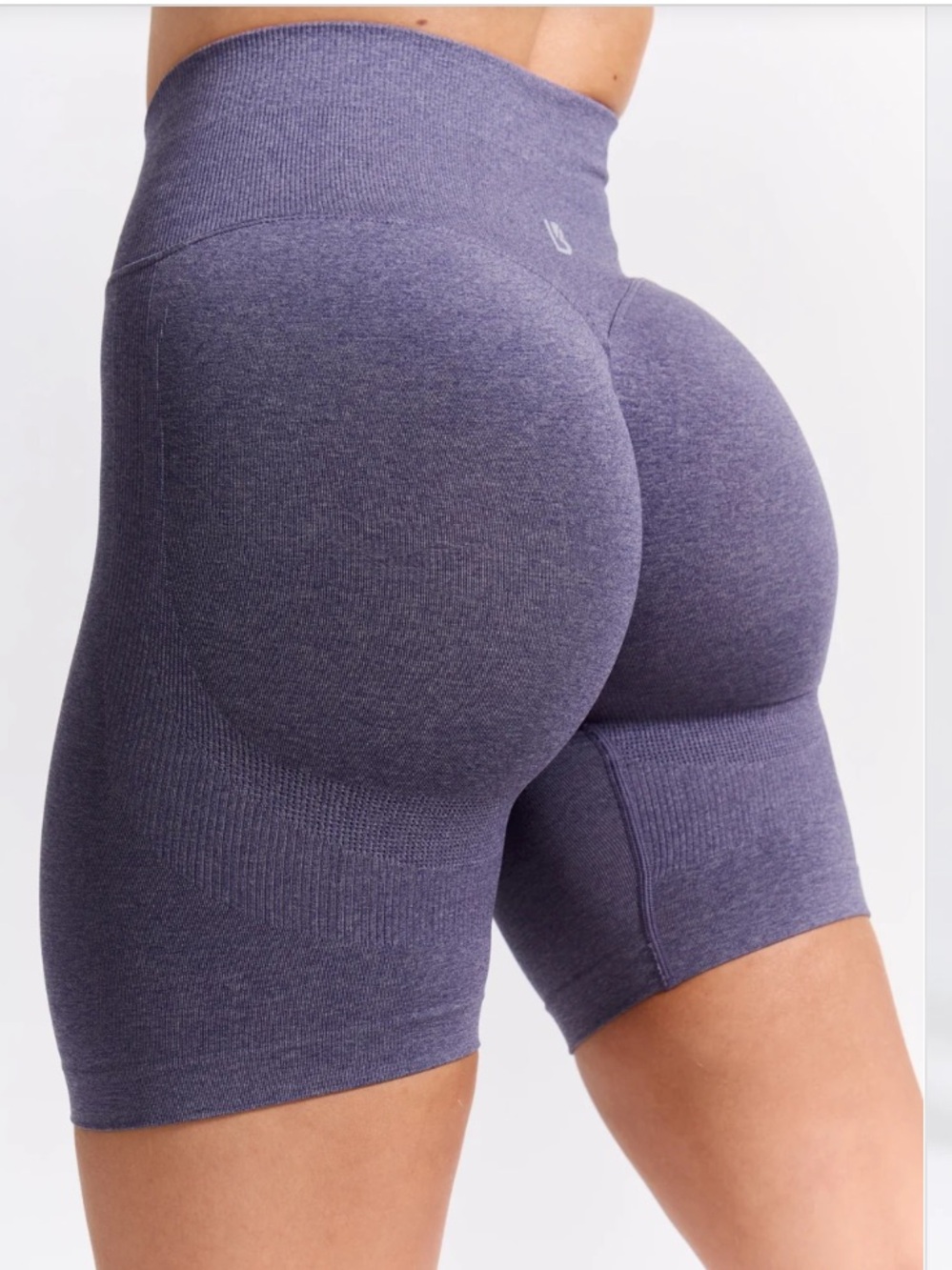 BUFFBUNNY Shorts NEW Maricle Seamless 6” in Shadow Berry Size Medium